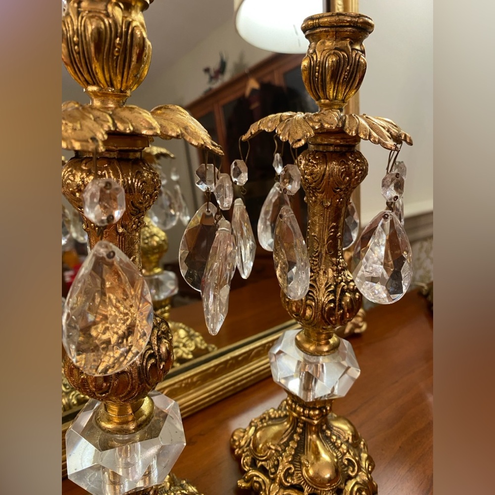 Antique 1952 Hollywood Regency Brass Cut Crystal Candlesticks With Prisms RARE! - Picture 5 of 10